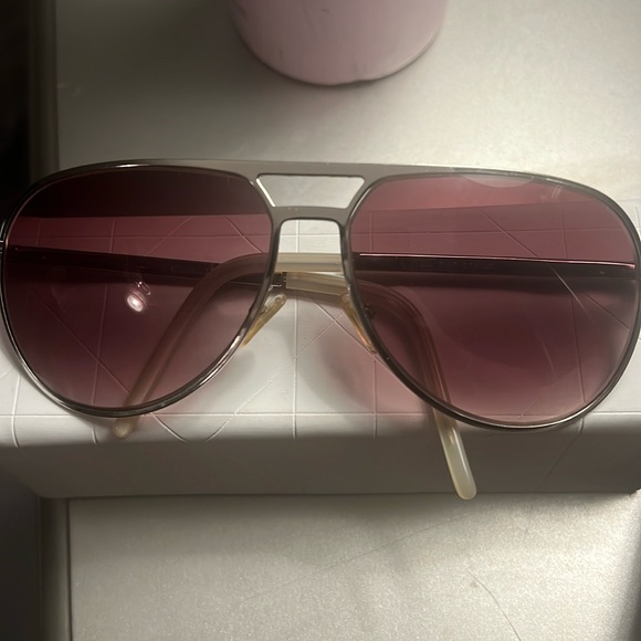Christian Dior Aviator with Crystals - Picture 1 of 8